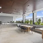 Southport Lux Top Floor Apartment