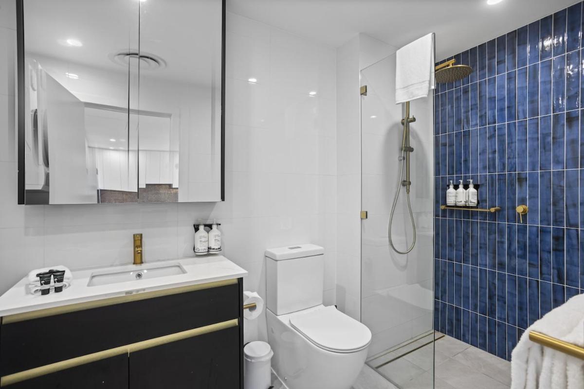 Southport Lux Floor Apartment